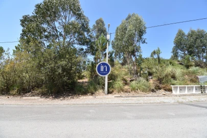 Terreno para Venda em Vilarinho das Cambas