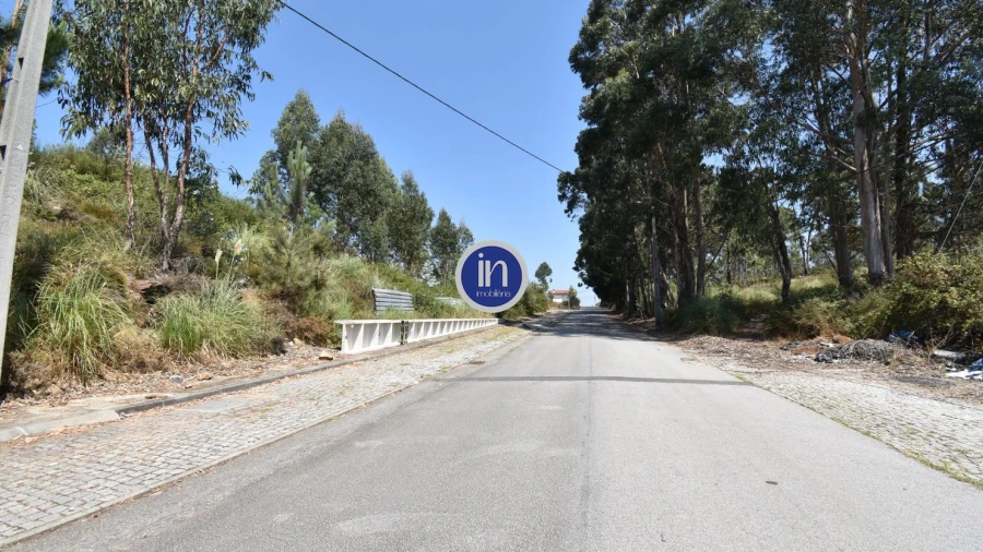 Terreno para Venda em Vilarinho das Cambas