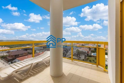 Apartamento T3 para Arrendamento em Chafe