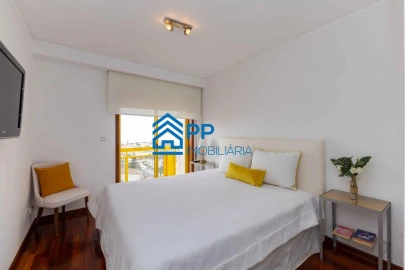 Apartamento T3 para Arrendamento em Chafe