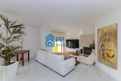 Apartamento T3 para Arrendamento em Chafe