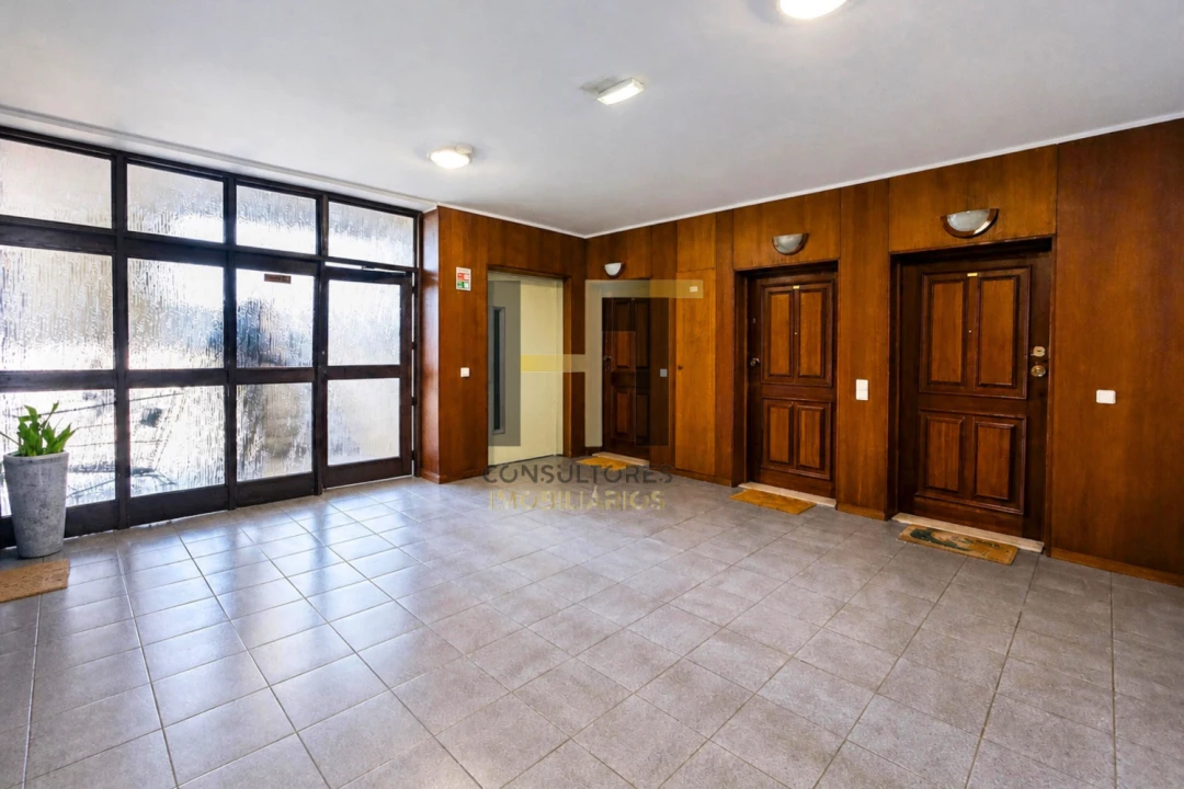 Apartamento T2 para Venda em Cidade da Maia Foto 20