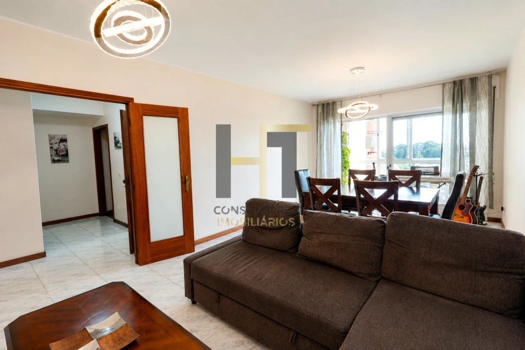 Apartamento T2 para Venda em Cidade da Maia Foto 4