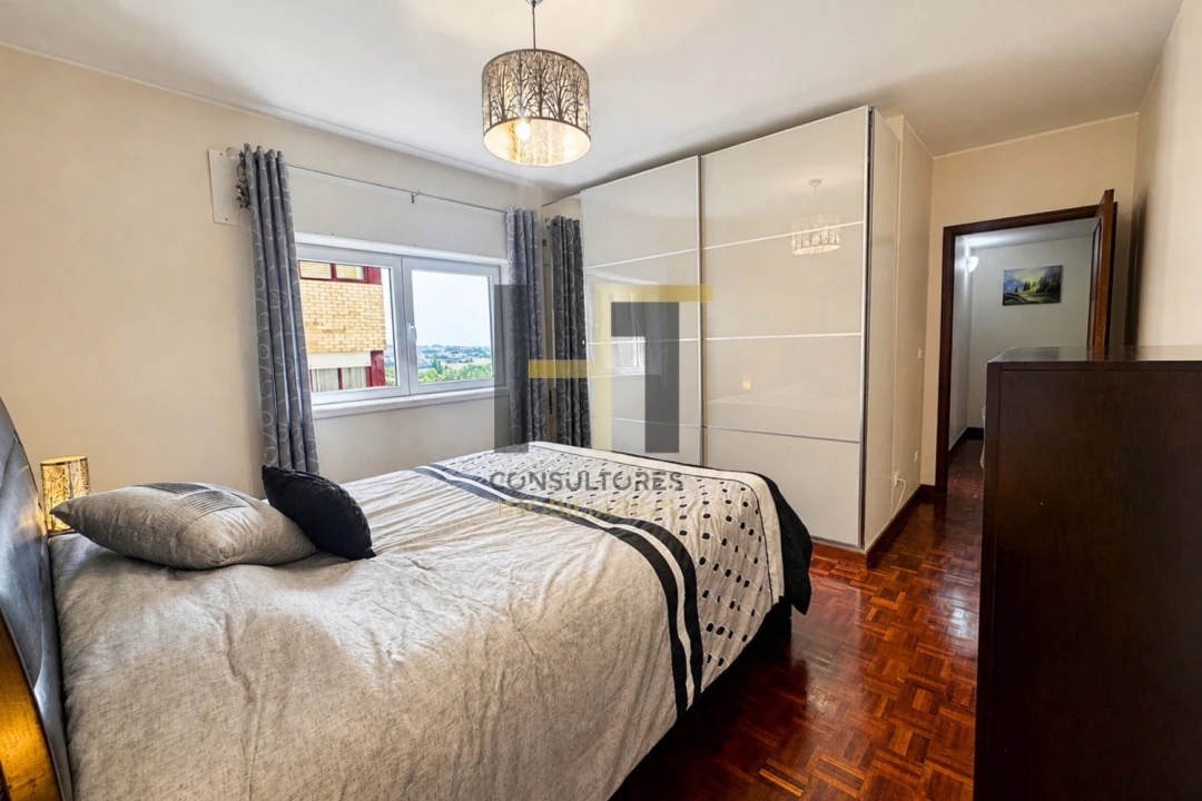 Apartamento T2 para Venda em Cidade da Maia Foto 14