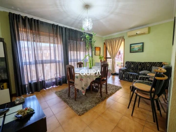 Apartamento T2 para Venda em Costa