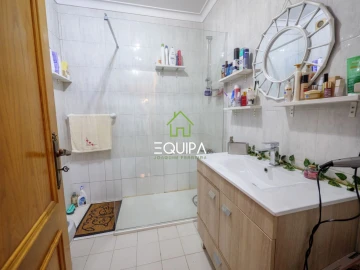 Apartamento T2 para Venda em Costa