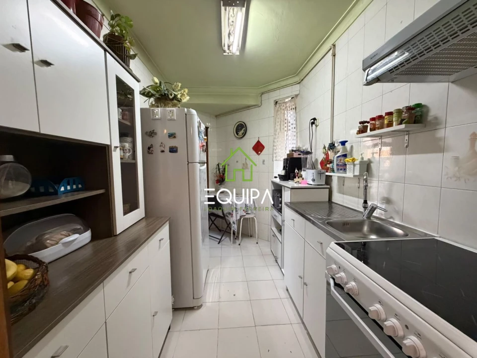 Apartamento T2 para Venda em Costa Foto 3