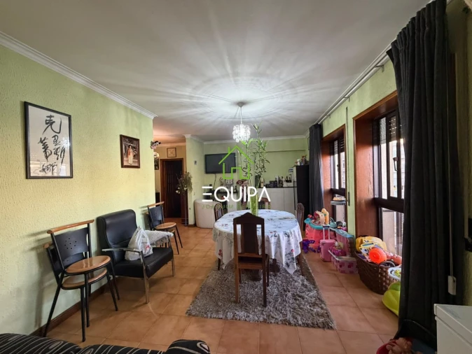 Apartamento T2 para Venda em Costa Foto 2