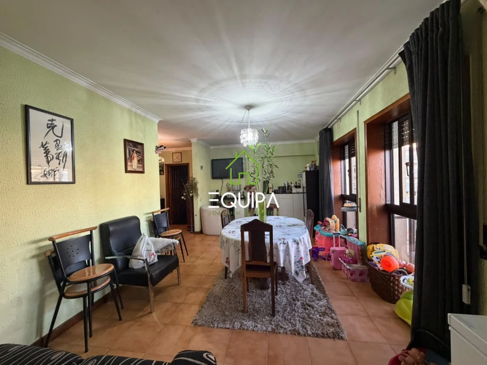 Apartamento T2 para Venda em Costa Foto 2