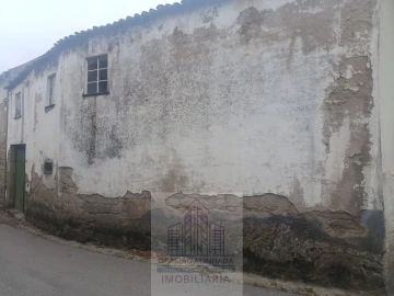 Moradia T2 para Venda em Travanca de Lagos
