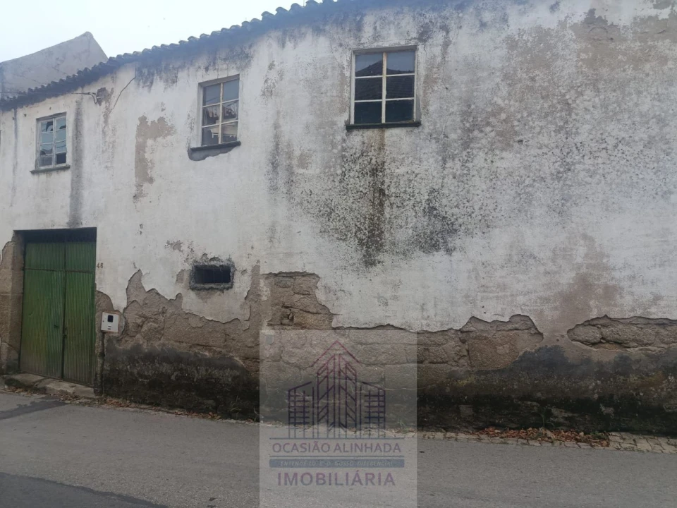 Moradia T2 para Venda em Travanca de Lagos Foto 3