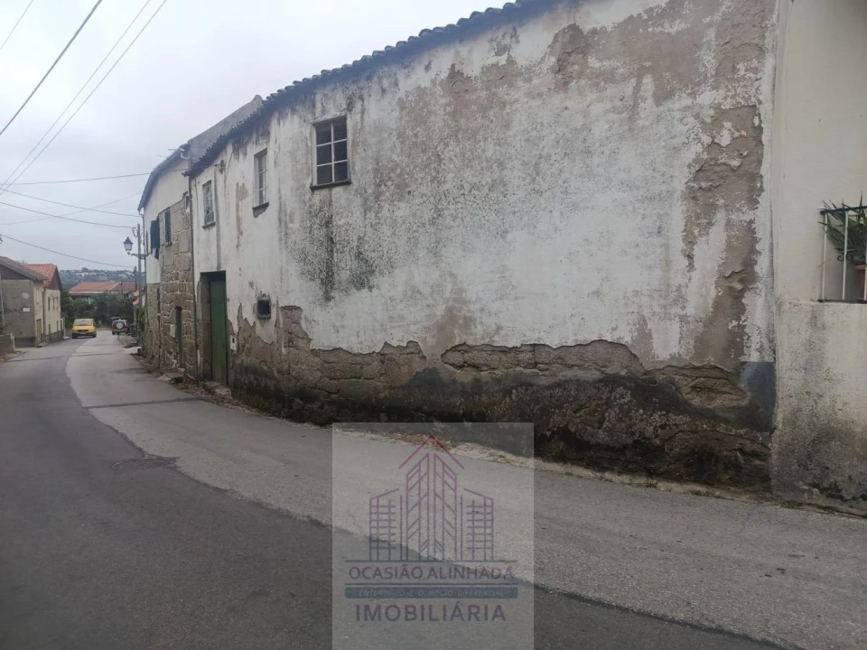 Moradia T2 para Venda em Travanca de Lagos Foto 1