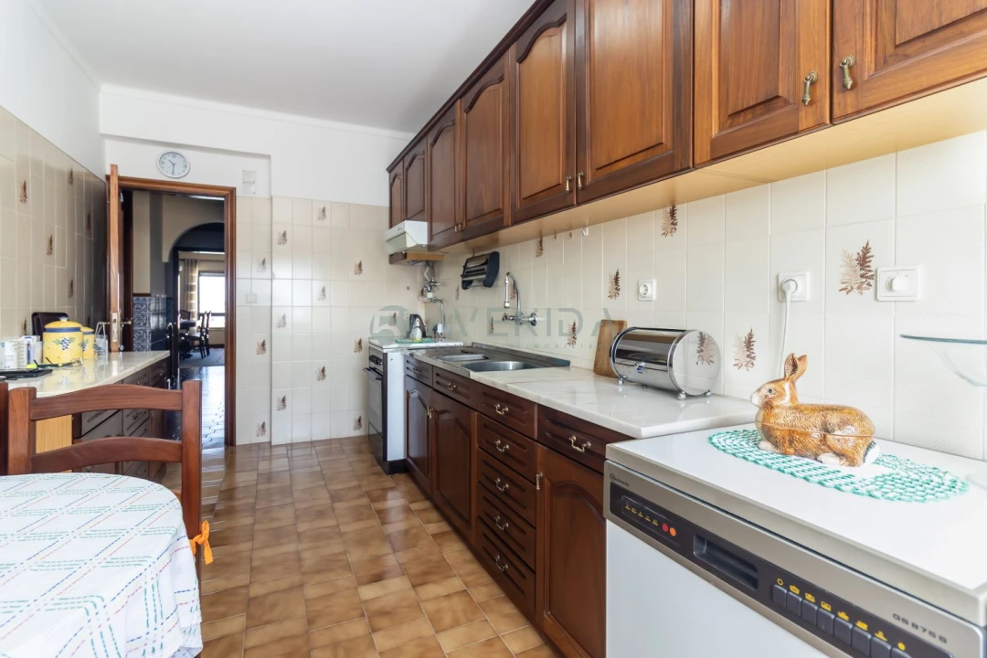 Apartamento T4 para Venda em Barreiro e Lavradio Foto 35