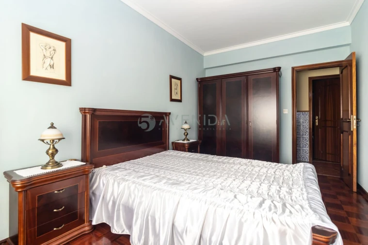 Apartamento T4 para Venda em Barreiro e Lavradio Foto 18