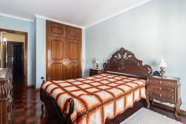 Apartamento T4 para Venda em Barreiro e Lavradio Foto 28