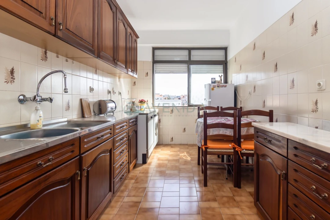 Apartamento T4 para Venda em Barreiro e Lavradio Foto 33