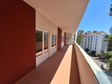 Apartamento T5 para Arrendamento em Cascais e Estoril