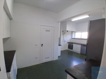 Apartamento T5 para Arrendamento em Cascais e Estoril