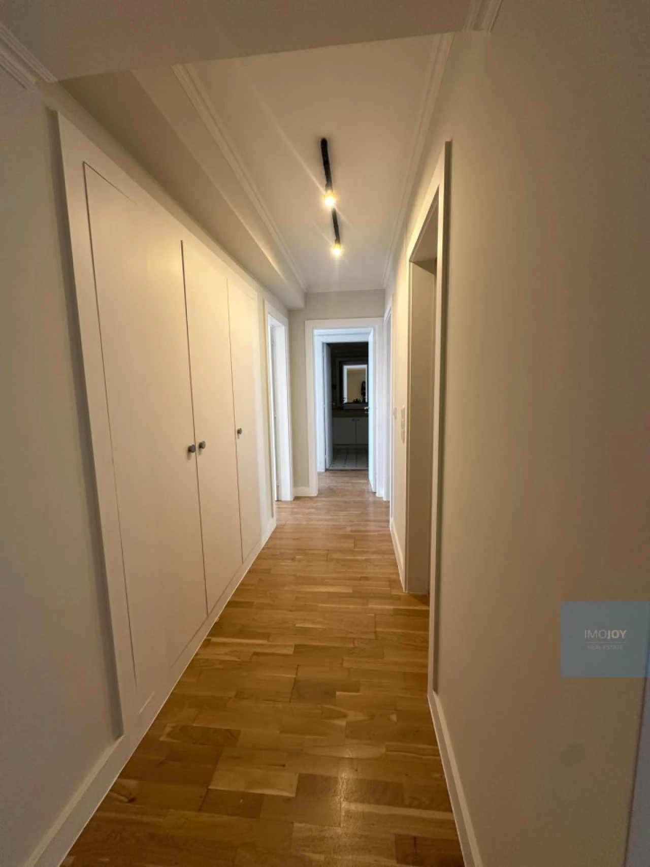 Apartamento T4 para Arrendamento em Santa Maria Maior Foto 23