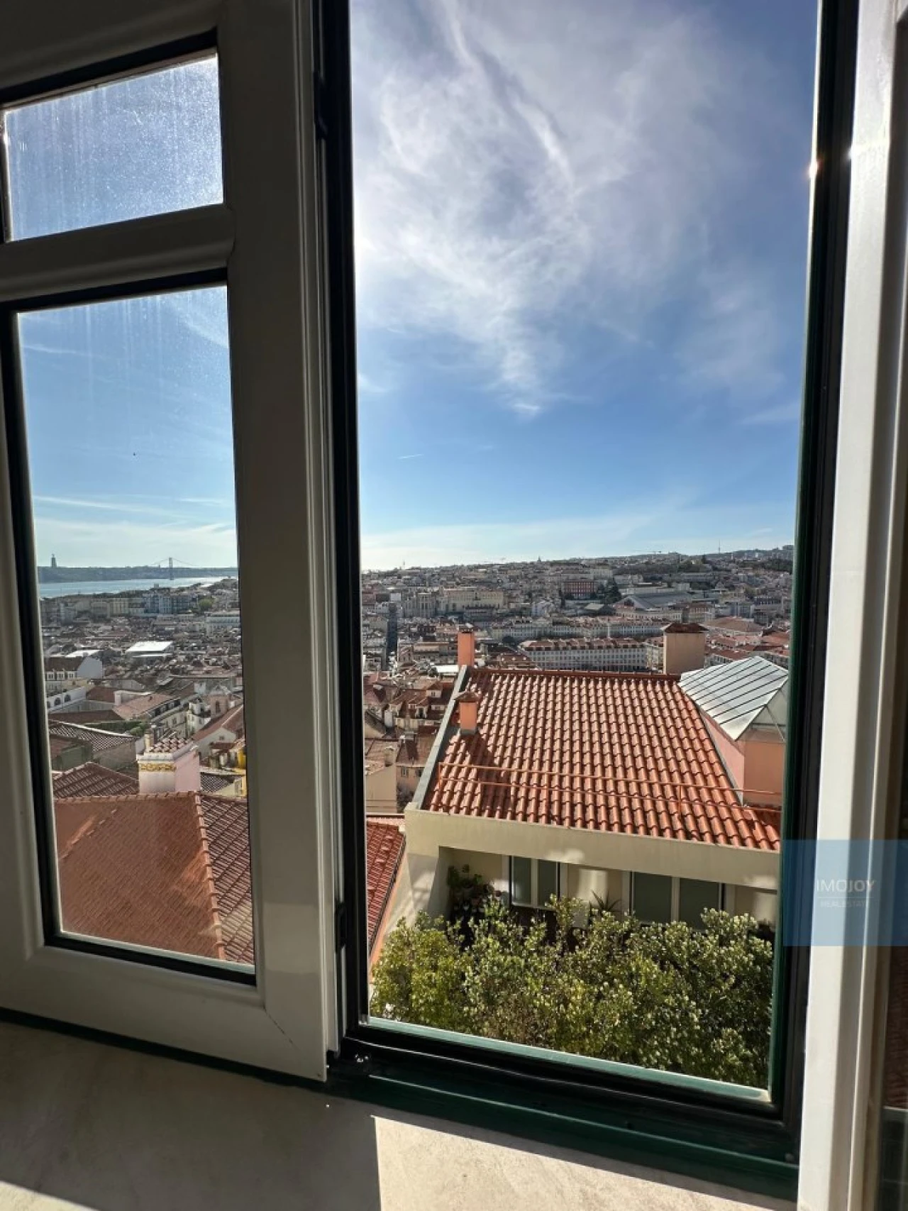 Apartamento T4 para Arrendamento em Santa Maria Maior Foto 33