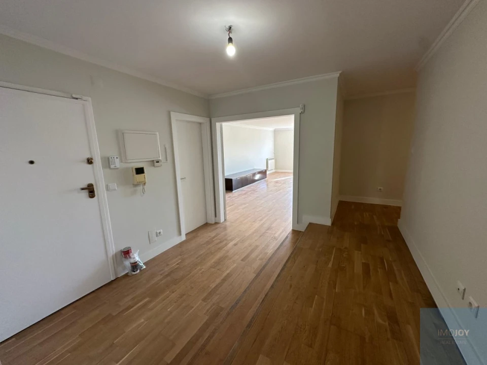Apartamento T4 para Arrendamento em Santa Maria Maior Foto 17