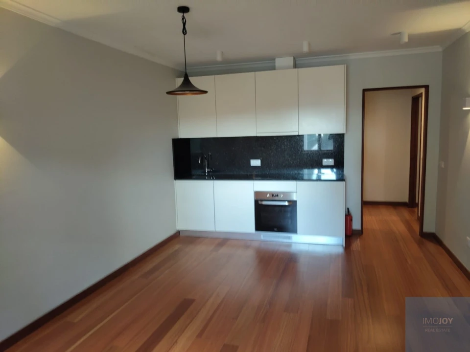 Apartamento T1 para Arrendamento em Cedofeita, Santo Ildefonso, Sé, Miragaia, São Nicolau e Vitória Foto 3
