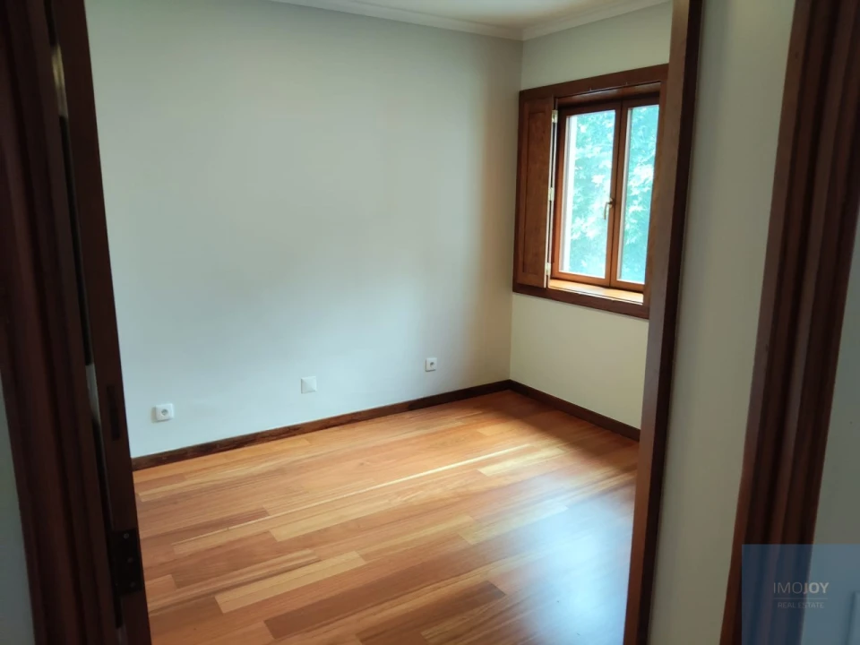 Apartamento T1 para Arrendamento em Cedofeita, Santo Ildefonso, Sé, Miragaia, São Nicolau e Vitória Foto 4