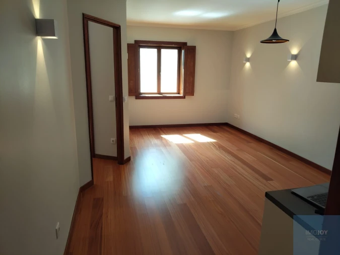 Apartamento T1 para Arrendamento em Cedofeita, Santo Ildefonso, Sé, Miragaia, São Nicolau e Vitória Foto 2