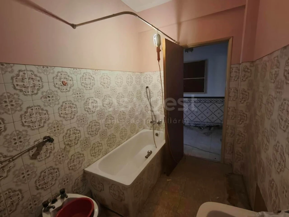 Apartamento T2 para Venda em Santa Iria de Azoia, São João da Talha e Bobadela Foto 8