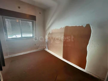 Apartamento T2 para Venda em Santa Iria de Azoia, São João da Talha e Bobadela
