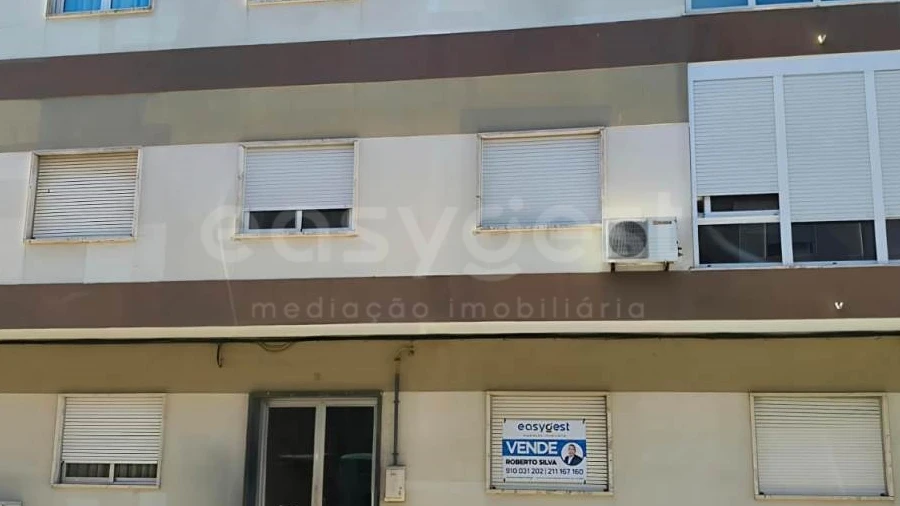 Apartamento T2 para Venda em Santa Iria de Azoia, São João da Talha e Bobadela