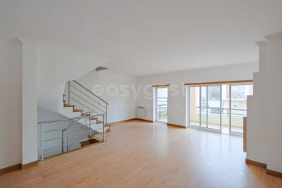 Moradia T4 para Venda em Sesimbra (Castelo)