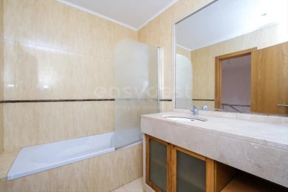Moradia T4 para Venda em Sesimbra (Castelo)