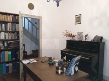 Moradia T7 para Venda em Nossa Senhora do Pópulo, Coto e São Gregório