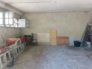 Moradia T7 para Venda em Nossa Senhora do Pópulo, Coto e São Gregório
