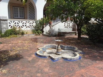 Moradia T7 para Venda em Nossa Senhora do Pópulo, Coto e São Gregório