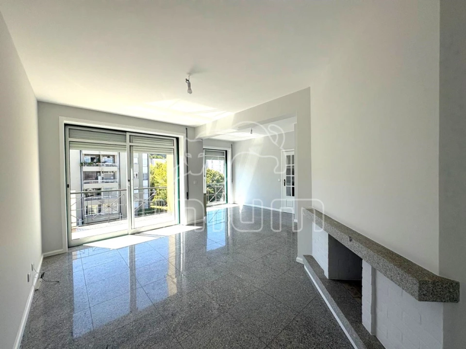 Apartamento T2 para Venda em Santa Maria Maior e Monserrate e Meadela Foto 3
