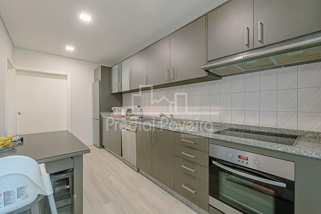 Apartamento T3 para Venda em Póvoa de Varzim, Beiriz e Argivai Foto 7