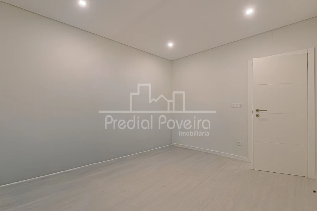 Apartamento T3 para Venda em Póvoa de Varzim, Beiriz e Argivai Foto 16