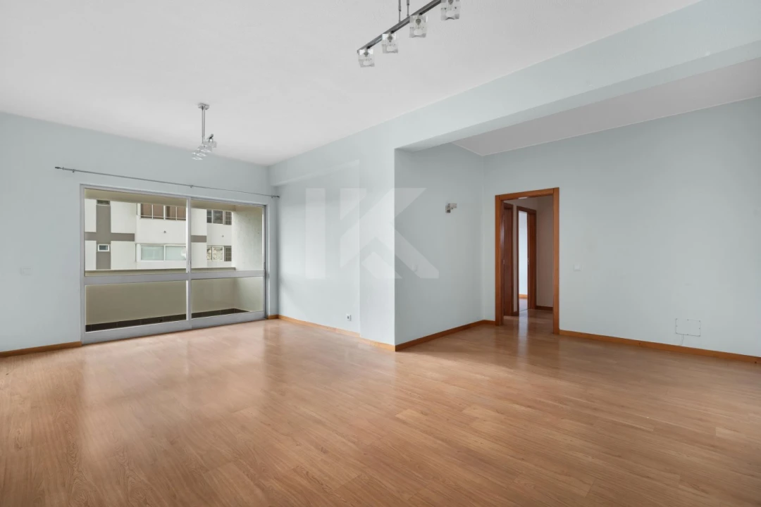 Apartamento T3 para Venda em Funchal (Se) Foto 1