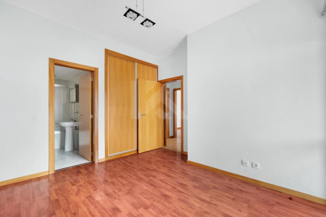Apartamento T3 para Venda em Funchal (Se) Foto 11