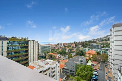 Apartamento T3 para Venda em Funchal (Se)
