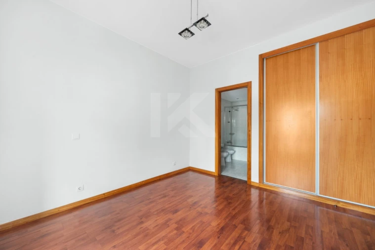 Apartamento T3 para Venda em Funchal (Se) Foto 10