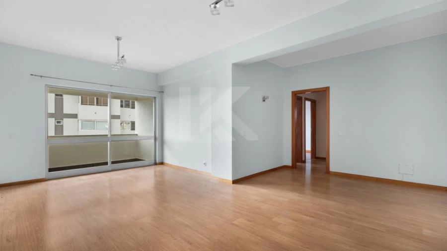 Apartamento T3 para Venda em Funchal (Se)