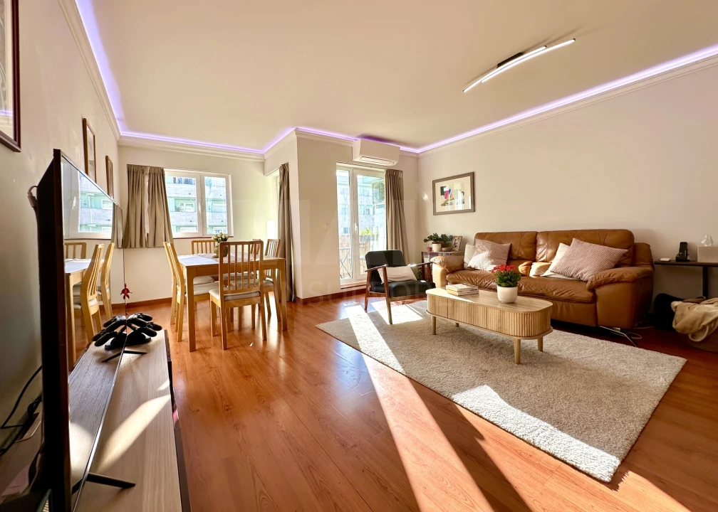 Apartamento T2 para Venda em Santa Clara Foto 1