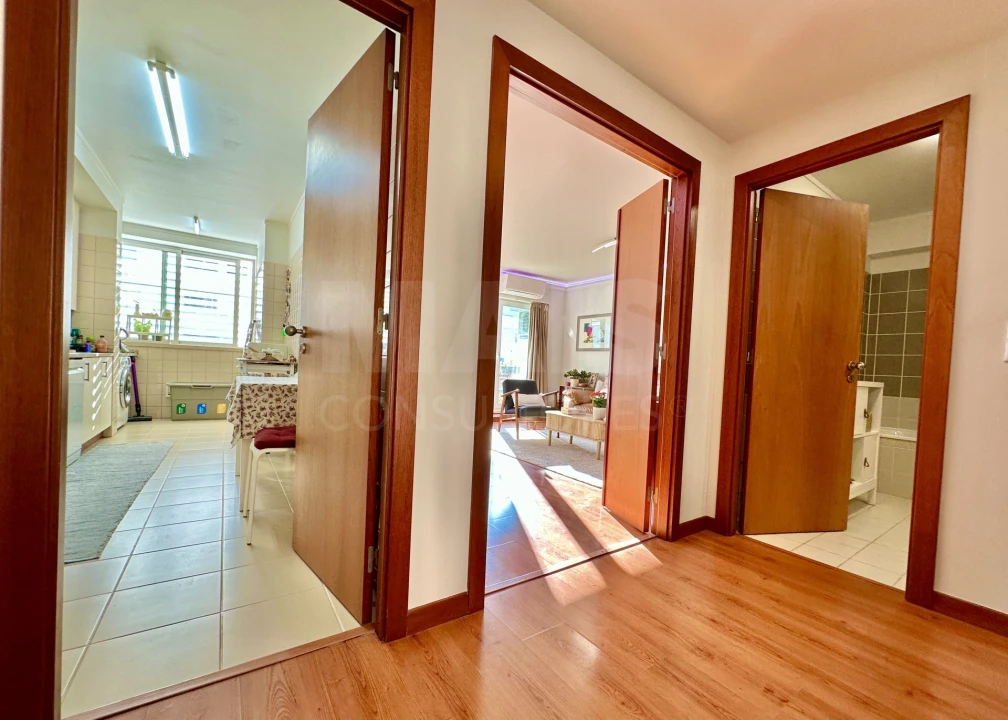 Apartamento T2 para Venda em Santa Clara Foto 8