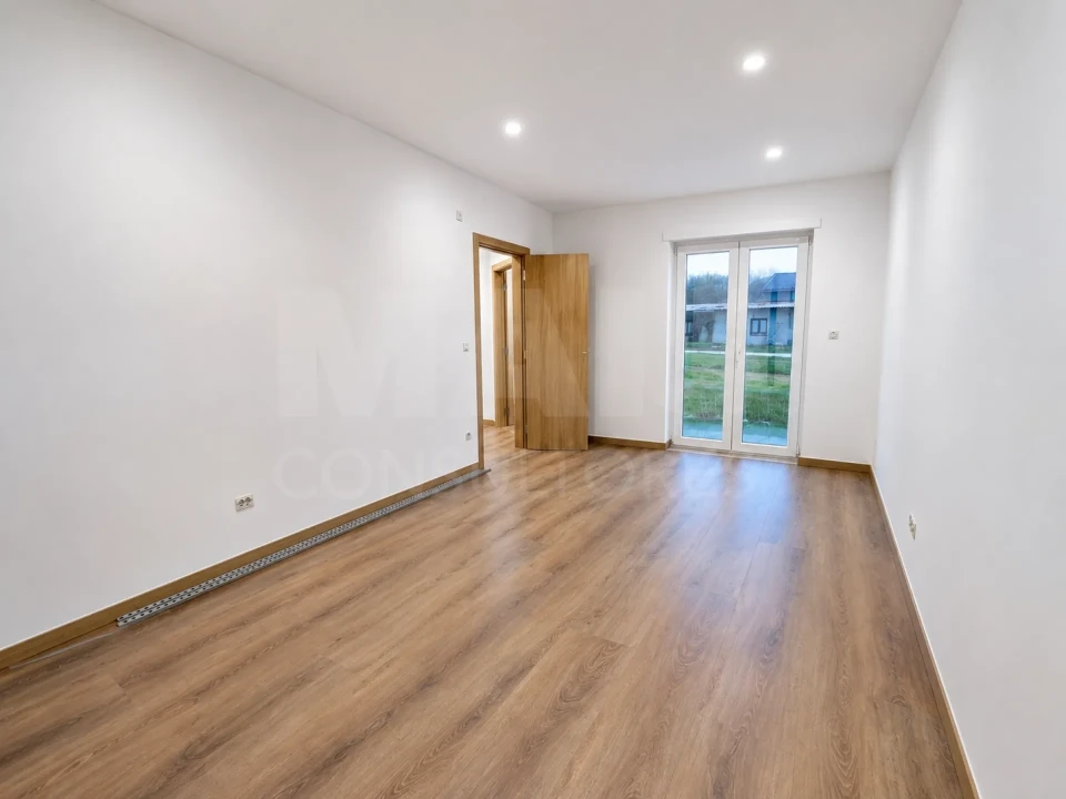 Apartamento T3 para Venda em Lourinhã e Atalaia Foto 7