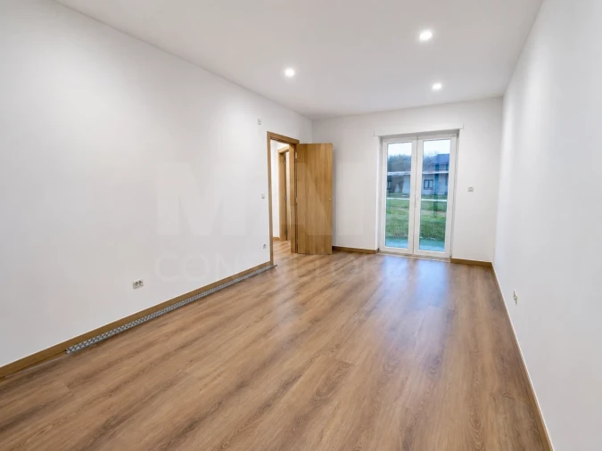 Apartamento T3 para Venda em Lourinhã e Atalaia Foto 7