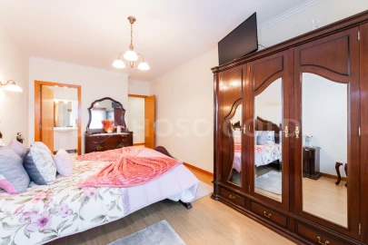 Moradia T3 para Venda em Lanhoso