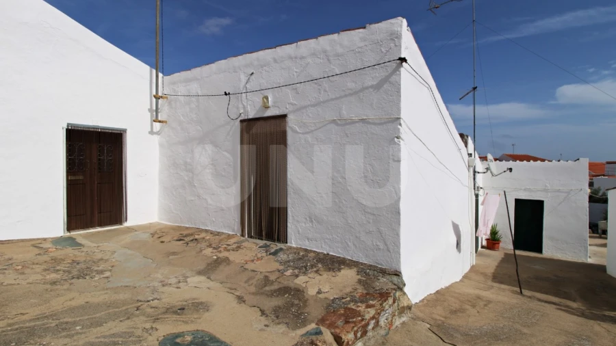 Moradia T1 para Venda em Monte do Trigo
